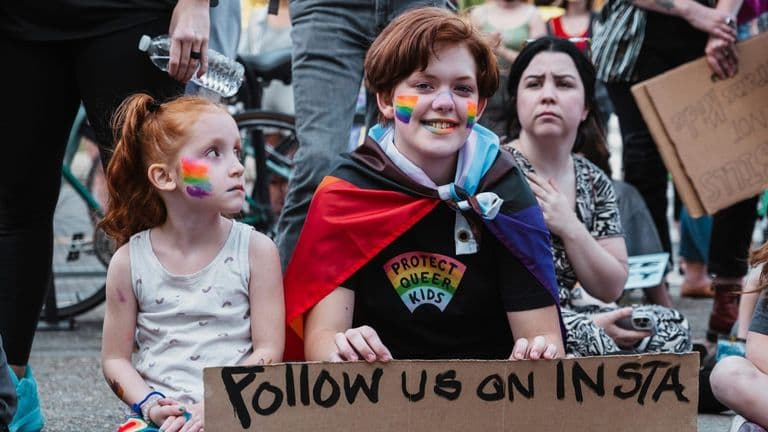 Supreme Court Upholds Tennessee Ban on Gender‑Affirming Care for Minors in Landmark Ruling
