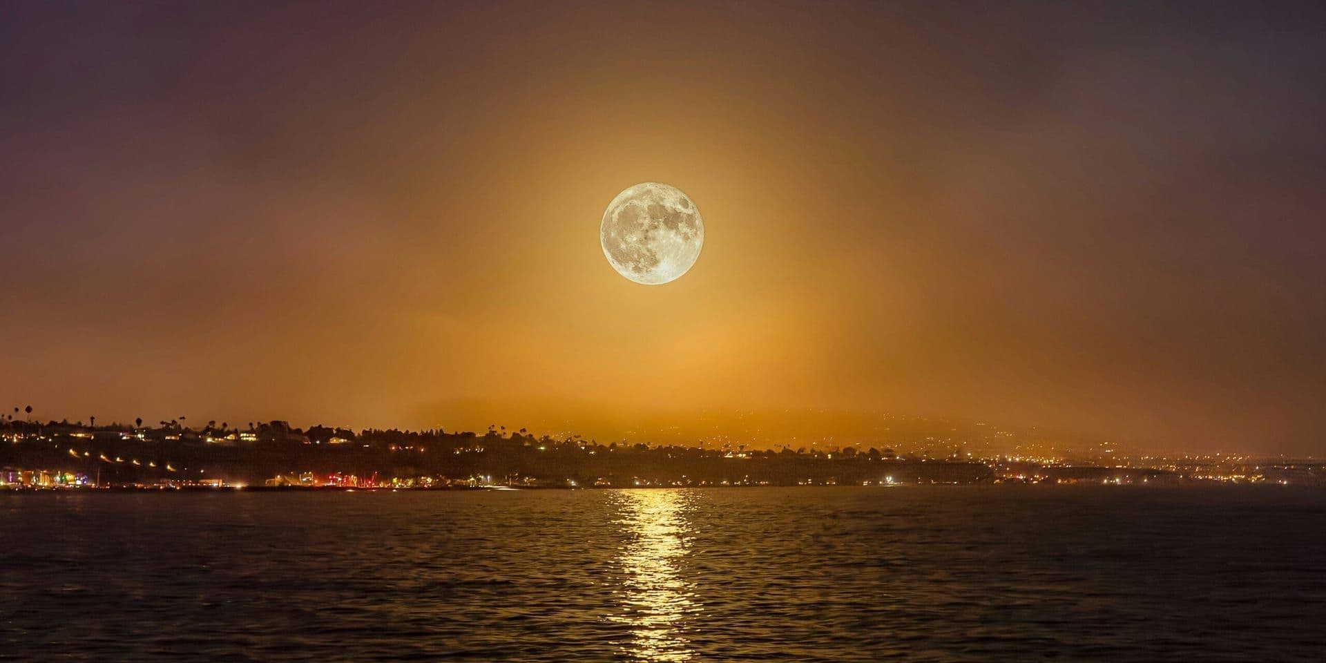 Wolf Supermoon Lights U.S. Skies Early on January 3, Draws Amateur Astronomers