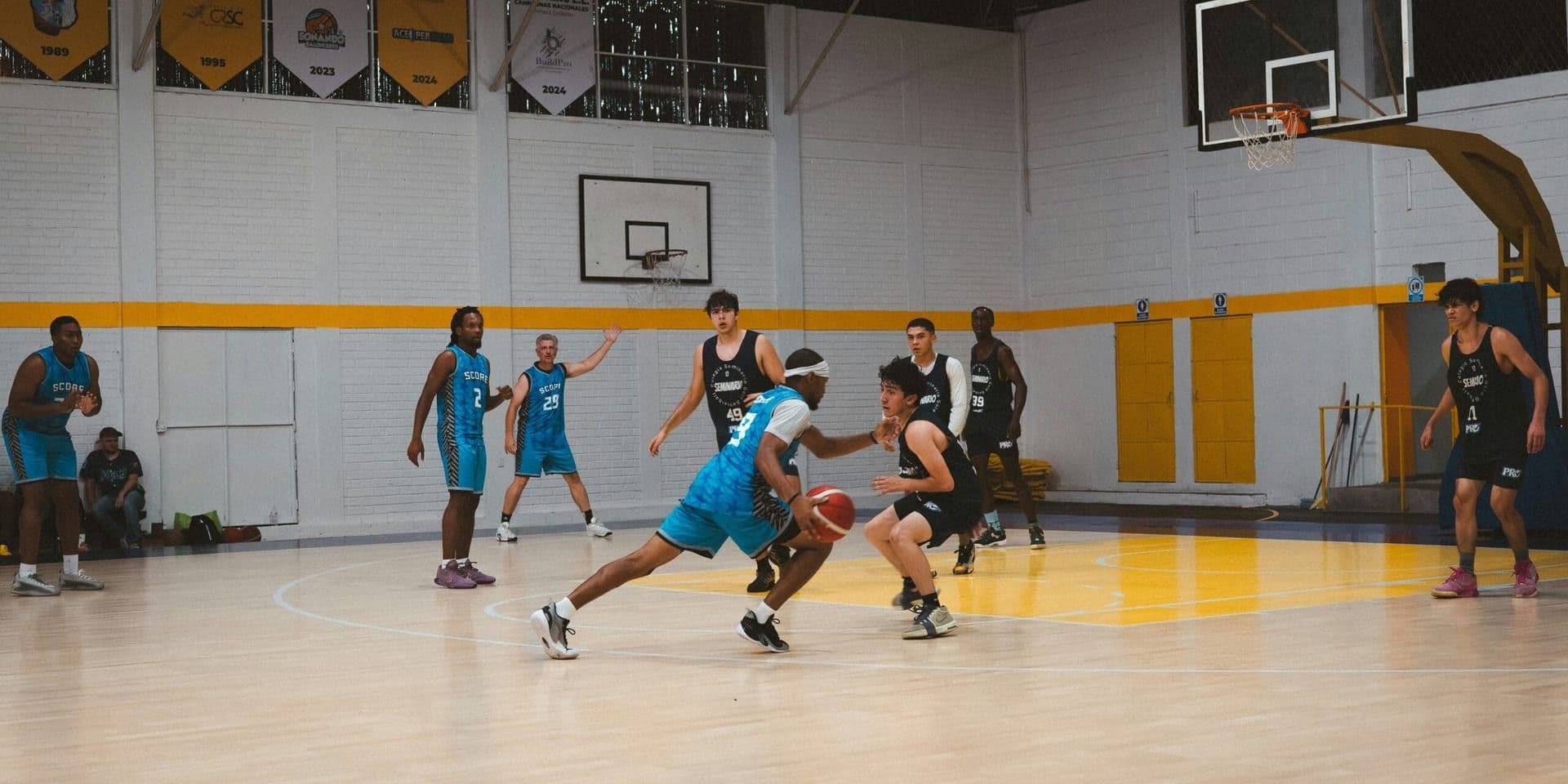 Laredo High School Basketball Sees Key District Games on January 23