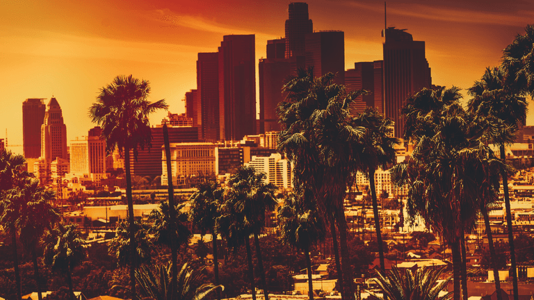 Los Angeles Heats Up: Award Season Glamour, Frieze Art Fair, and Record-Breaking Temperatures Define the Weekend
