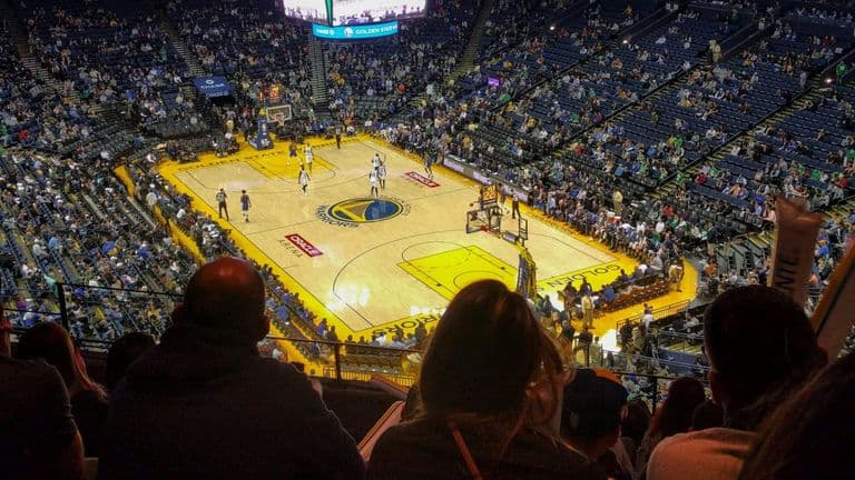 Historic NBA Performance Draws Fans in Dallas on Jan. 29