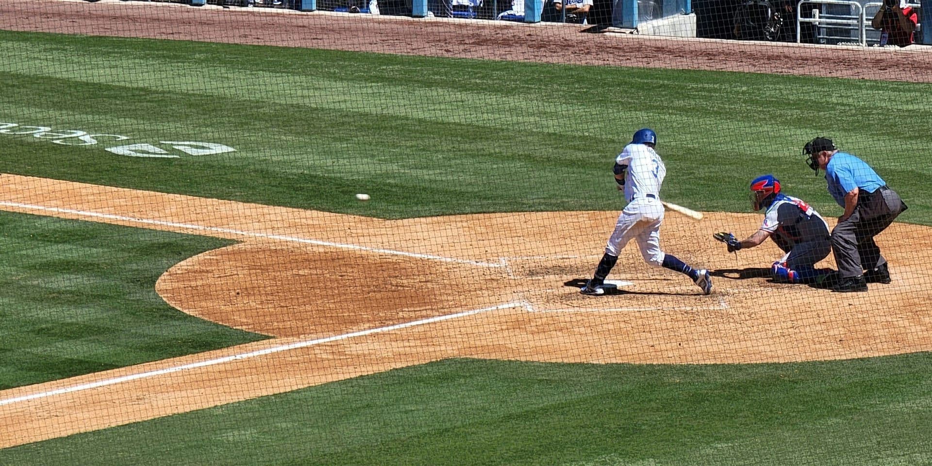 Dodgers Avoid Sweep in St. Louis Behind Kershaw’s Strong Outing