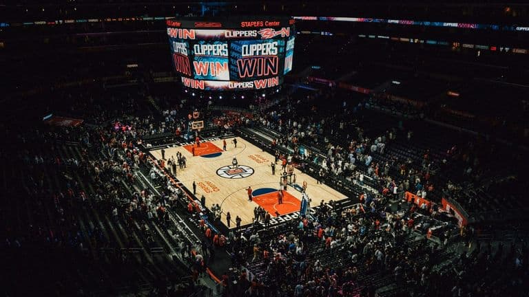 Knicks and Suns Face Off in Key January 17 NBA Game