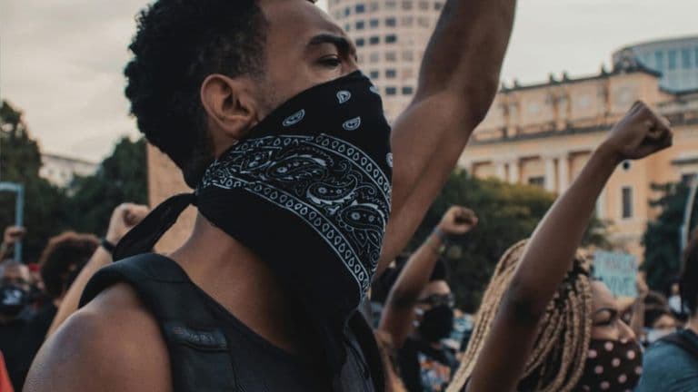 Los Angeles Hosts Major 4/20 Rally Advocating for National Cannabis Legalization