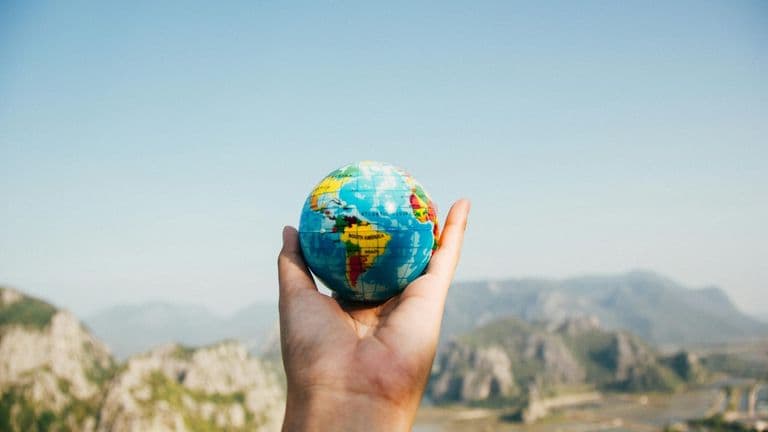 Los Angeles Gears Up for International Climate Summit Amid Expansion of Eco-Friendly Initiatives