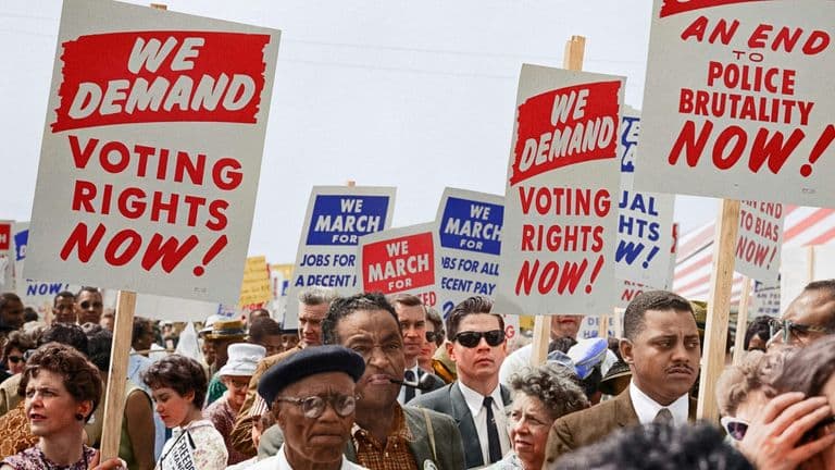 Former Obama Advisor Warns Democrats of Latino Voter Shift